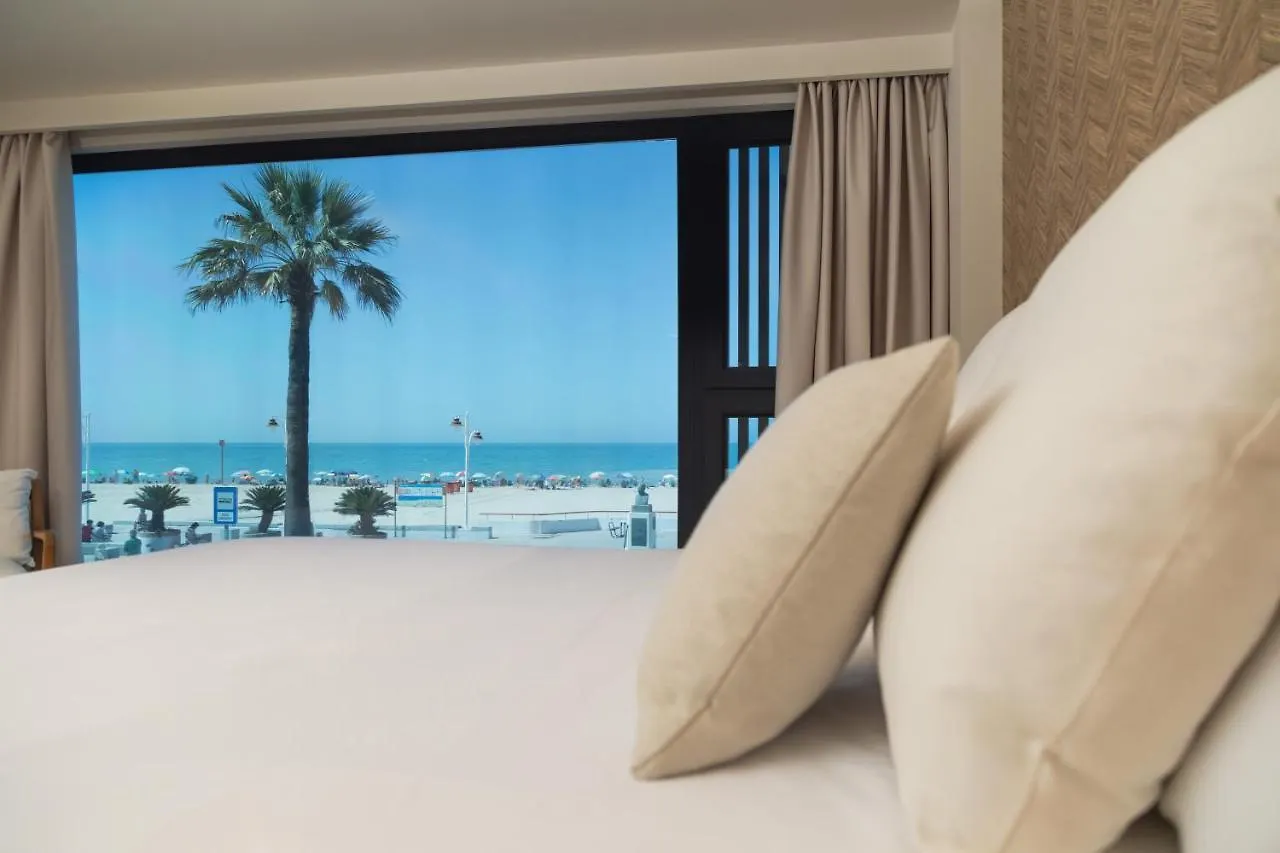 Apartamentos Playa Victoria Cádiz Lägenhetshotell